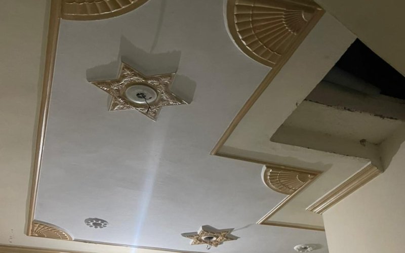 5 Bedroom House For Sale in Sarai Alamgir