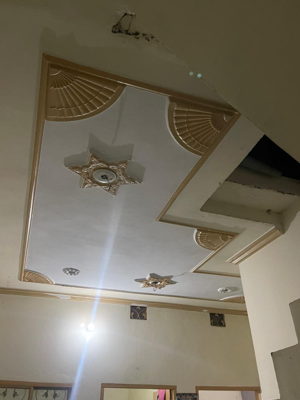 5 Bedroom House For Sale in Sarai Alamgir