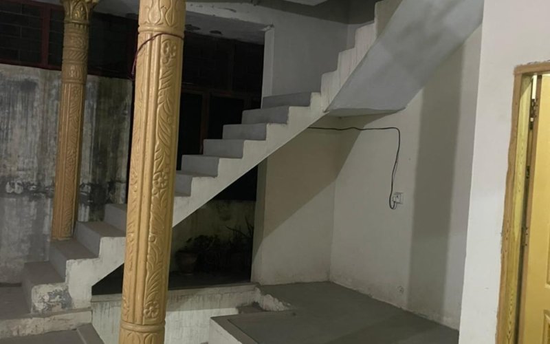 5 Bedroom House For Sale in Sarai Alamgir