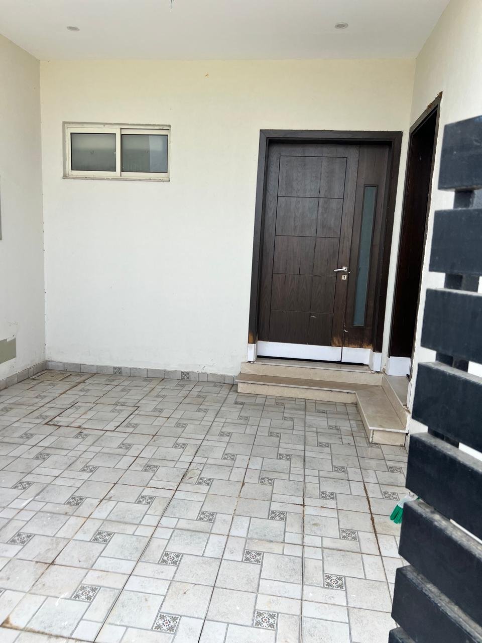 3 Bedroom House For Sale in New Metro City